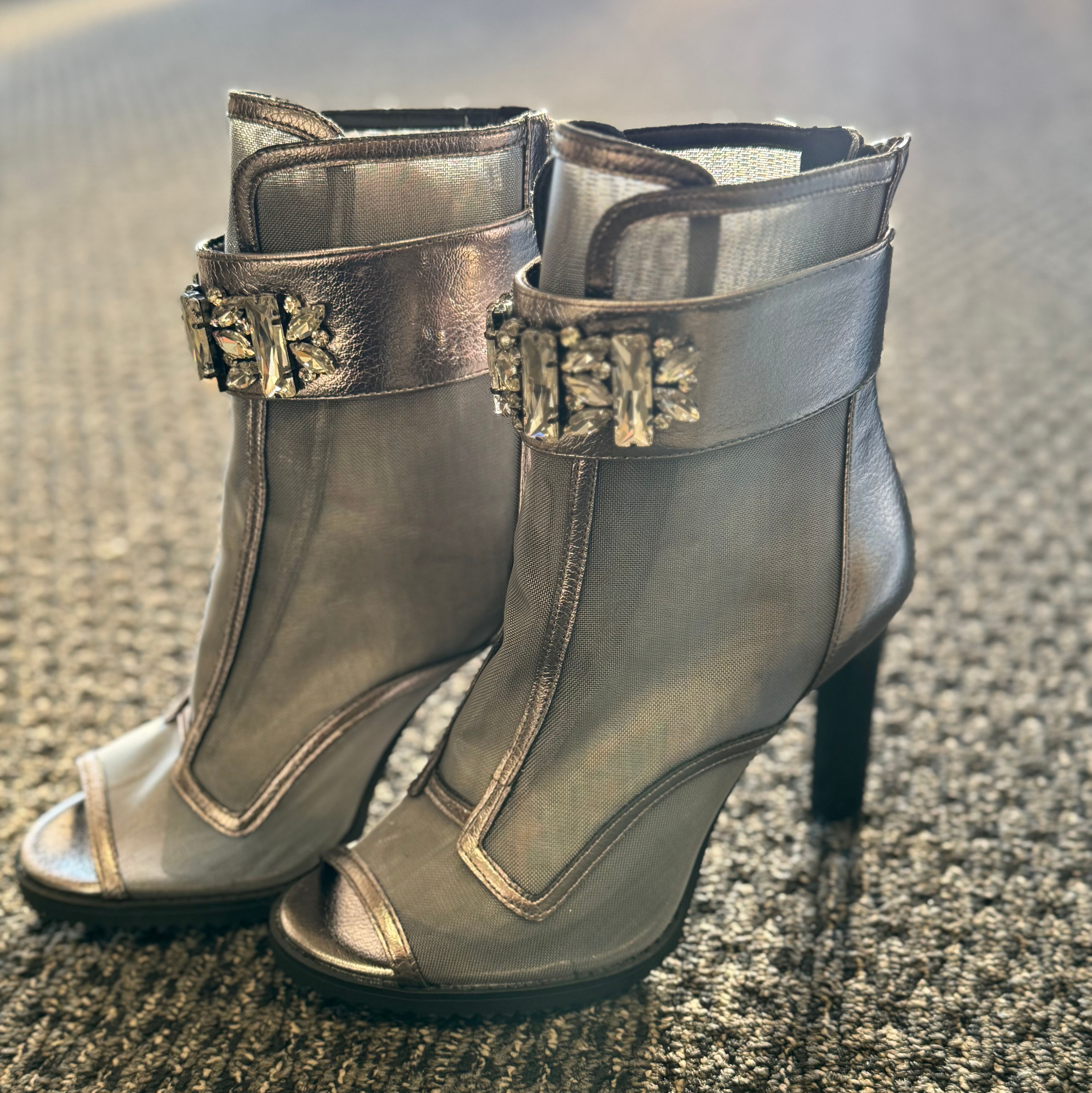 NEW - Size 8.5 Karl Lagerfeld Silver Booties