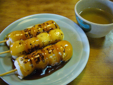 Dango - (団子)