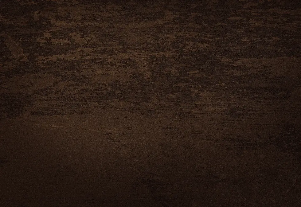 Fondo con textura granulada de color marrón oscuro, elemento de diseño base para la narrativa visual del Manual de Paz.