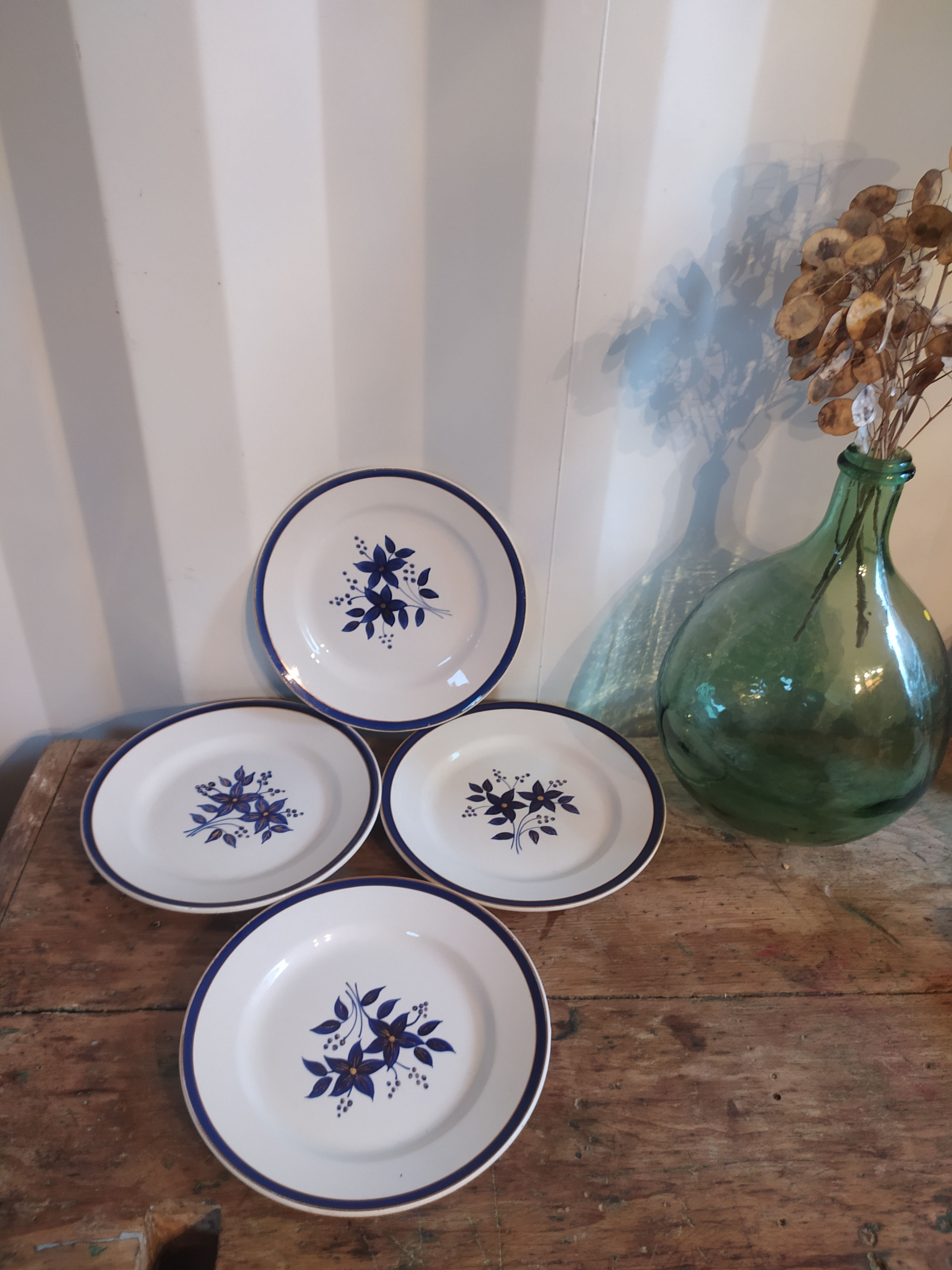 Lot 4 assiettes plates moulin des loups