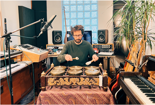 Vinyl Factory announce Akusmi album 'Fleeting Future' on Tonal Union