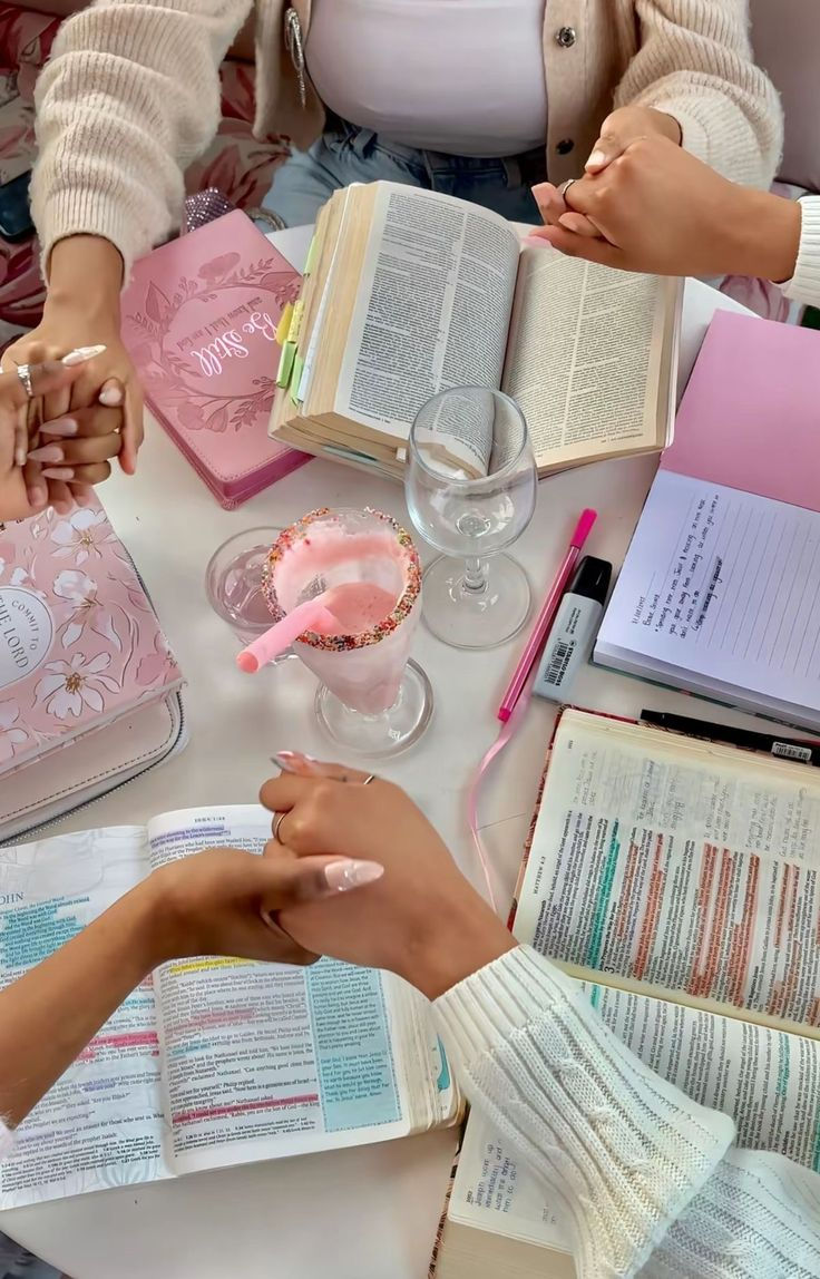 BIBLE STUDY BRUNCH🌸