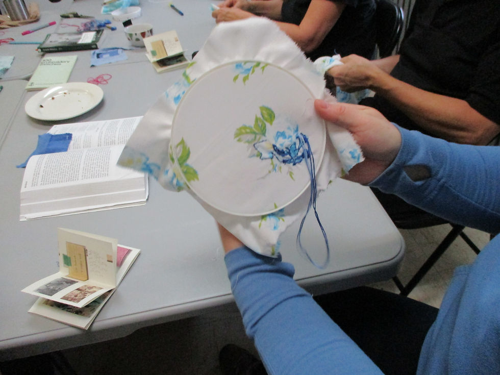 Atelier de Broderie donné par l'artiste Kirsty Russel