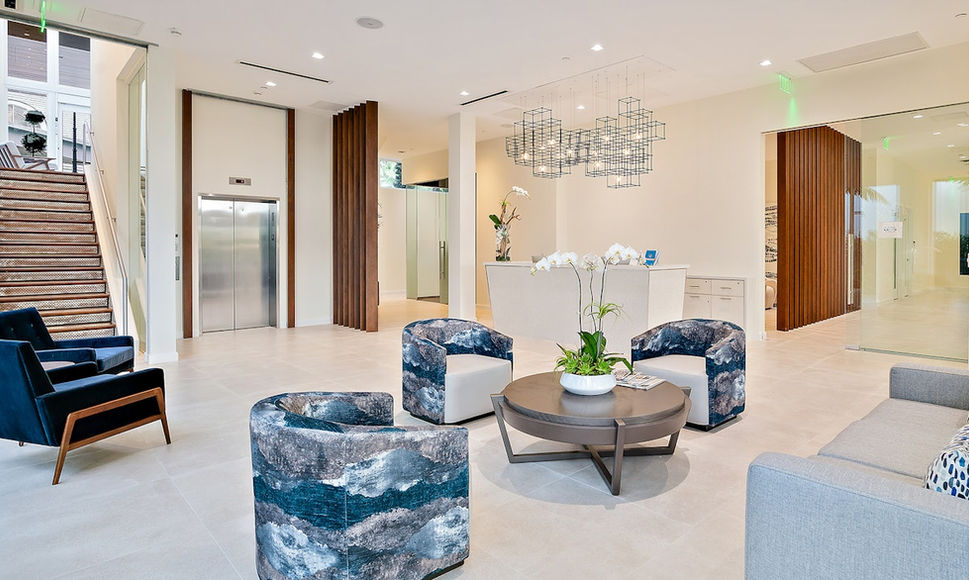 admirals_Half_width_landscape_spa_lobby_1floor_1.jpg