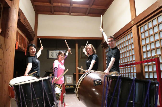 Cours de taiko 太鼓, le tambour japonais