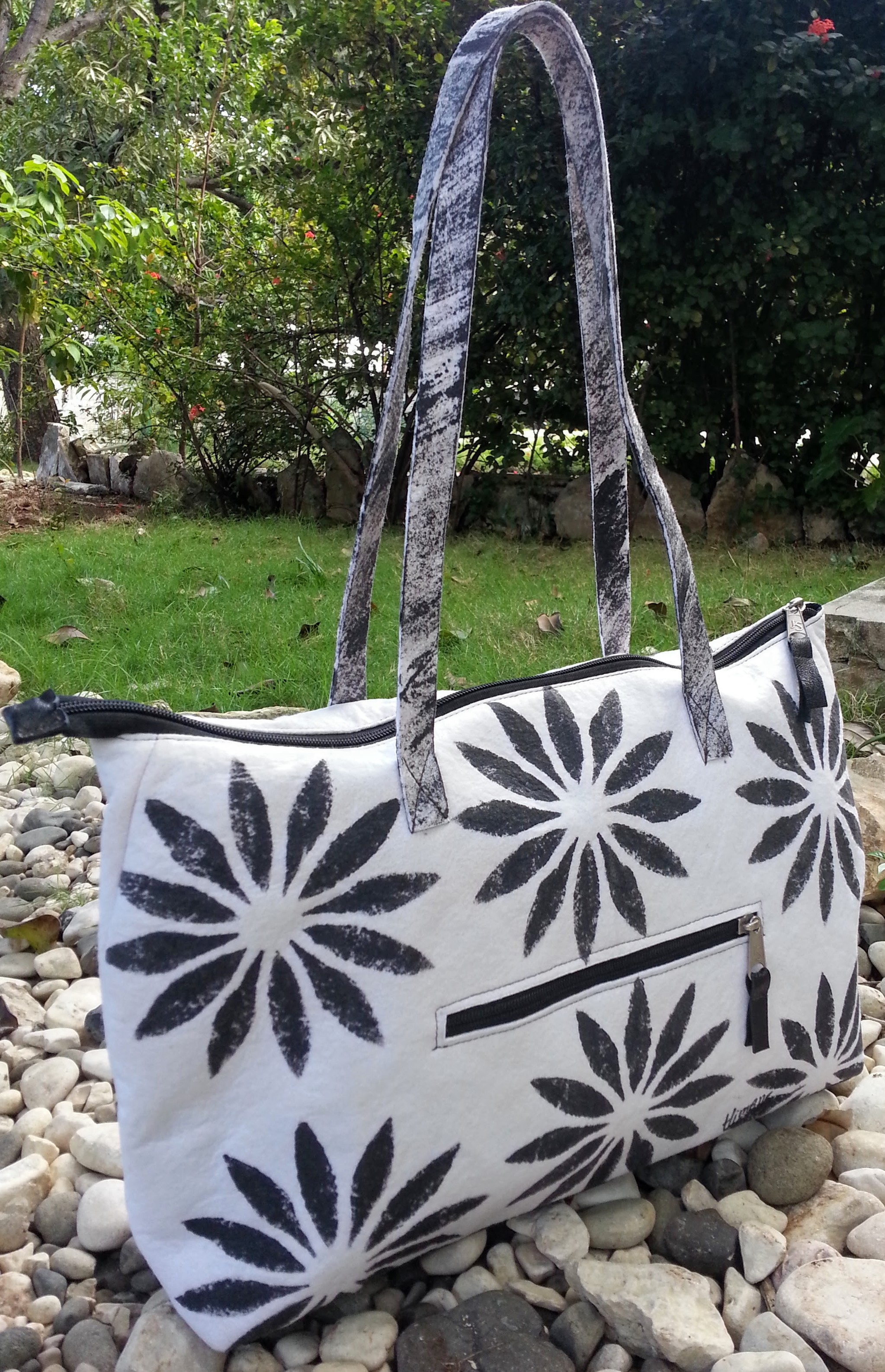 Yli Tote