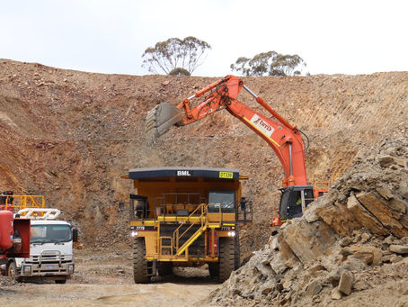 Auric Mining banks another $1.65m from Jeffreys Find gold