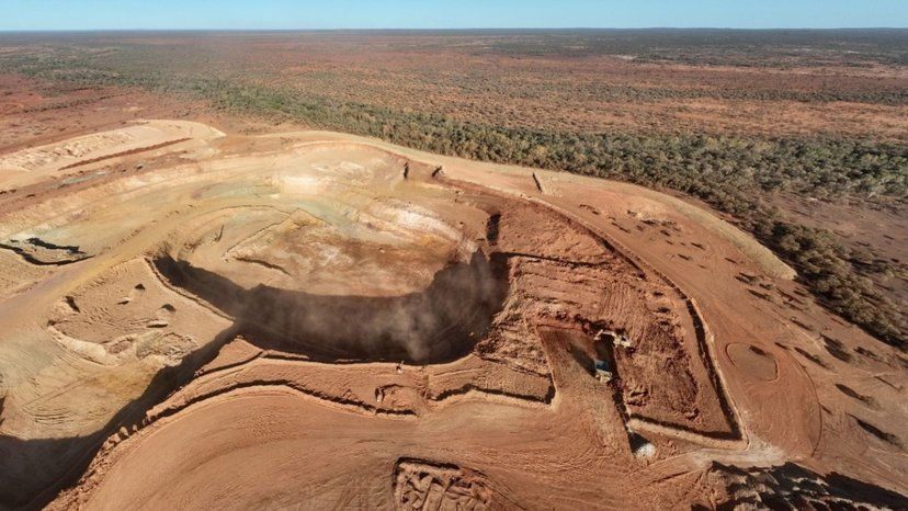 Early mining activities at New Murchison Gold’s Crown Prince deposit, adjacent to Premier1’s Abbotts North gold project in Western Australia. Credit: File