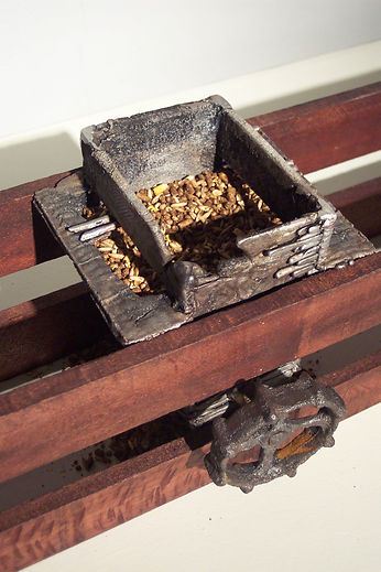 Sweet Feeder - detail.JPG