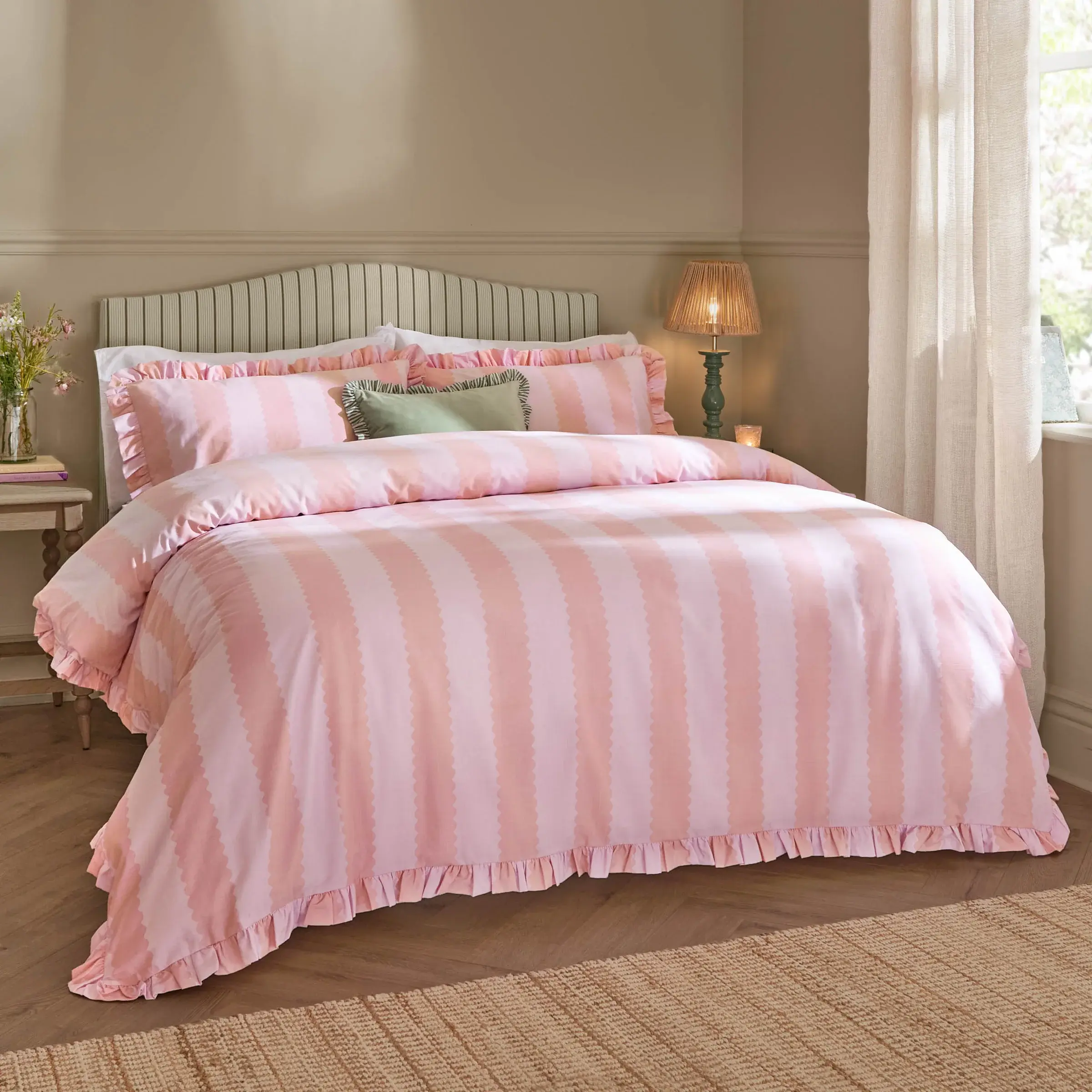 Birdie Stripe Ruffle Duvet Cover Set (Pink/Raspberry)