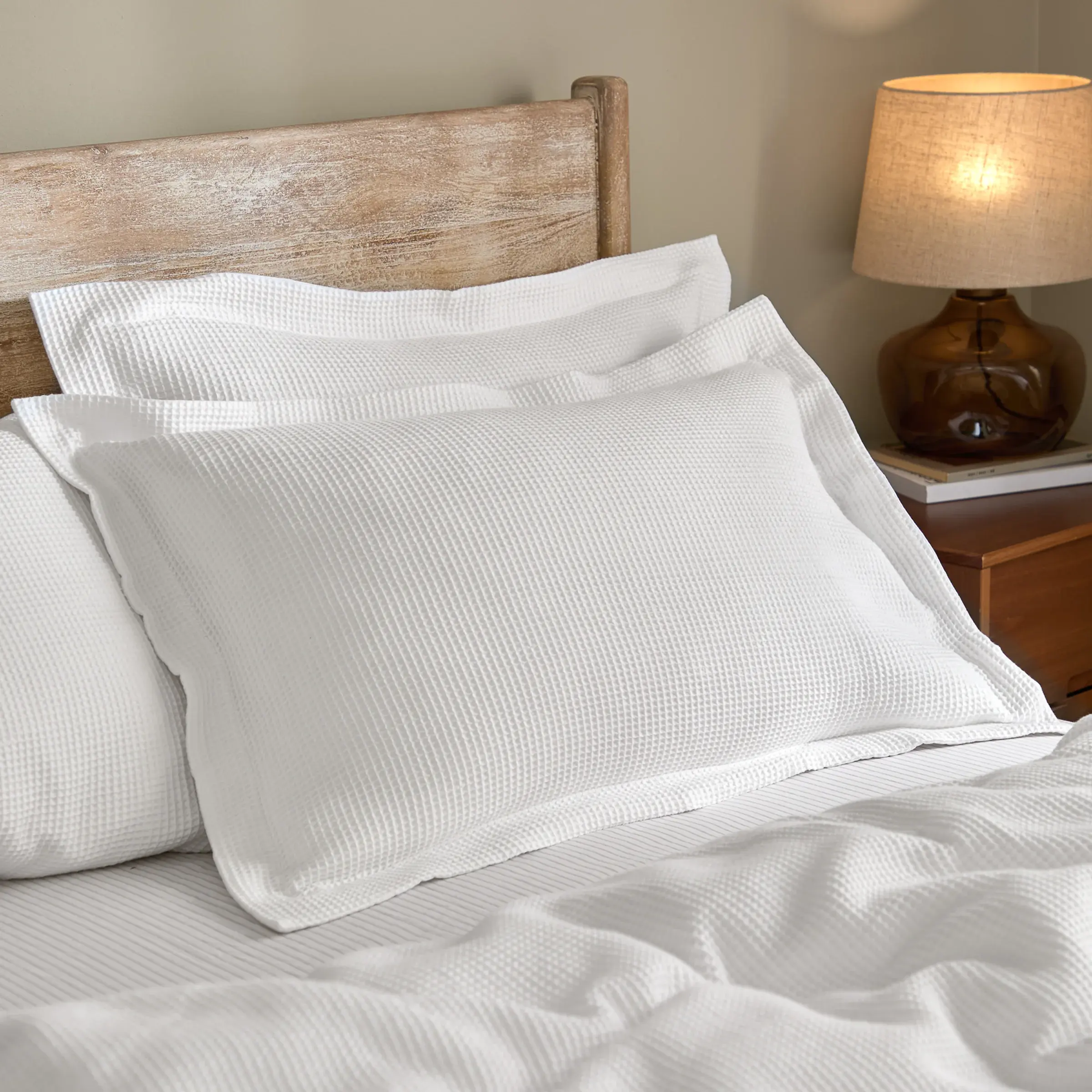 Hebden Relaxed Waffle Pillowcase Pair (Chalk)