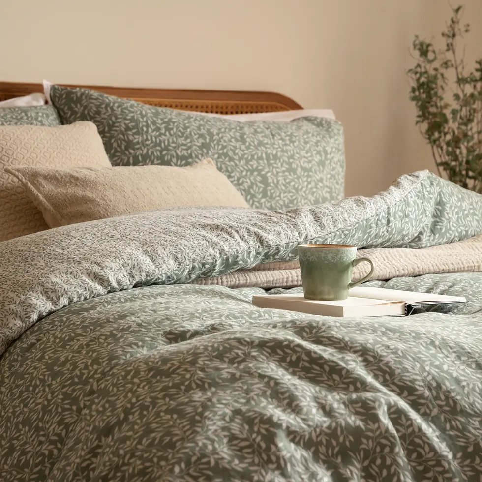 Thumbnail: Perrie Leaf Muslin 100% Cotton Duvet Cover Set (Forest)