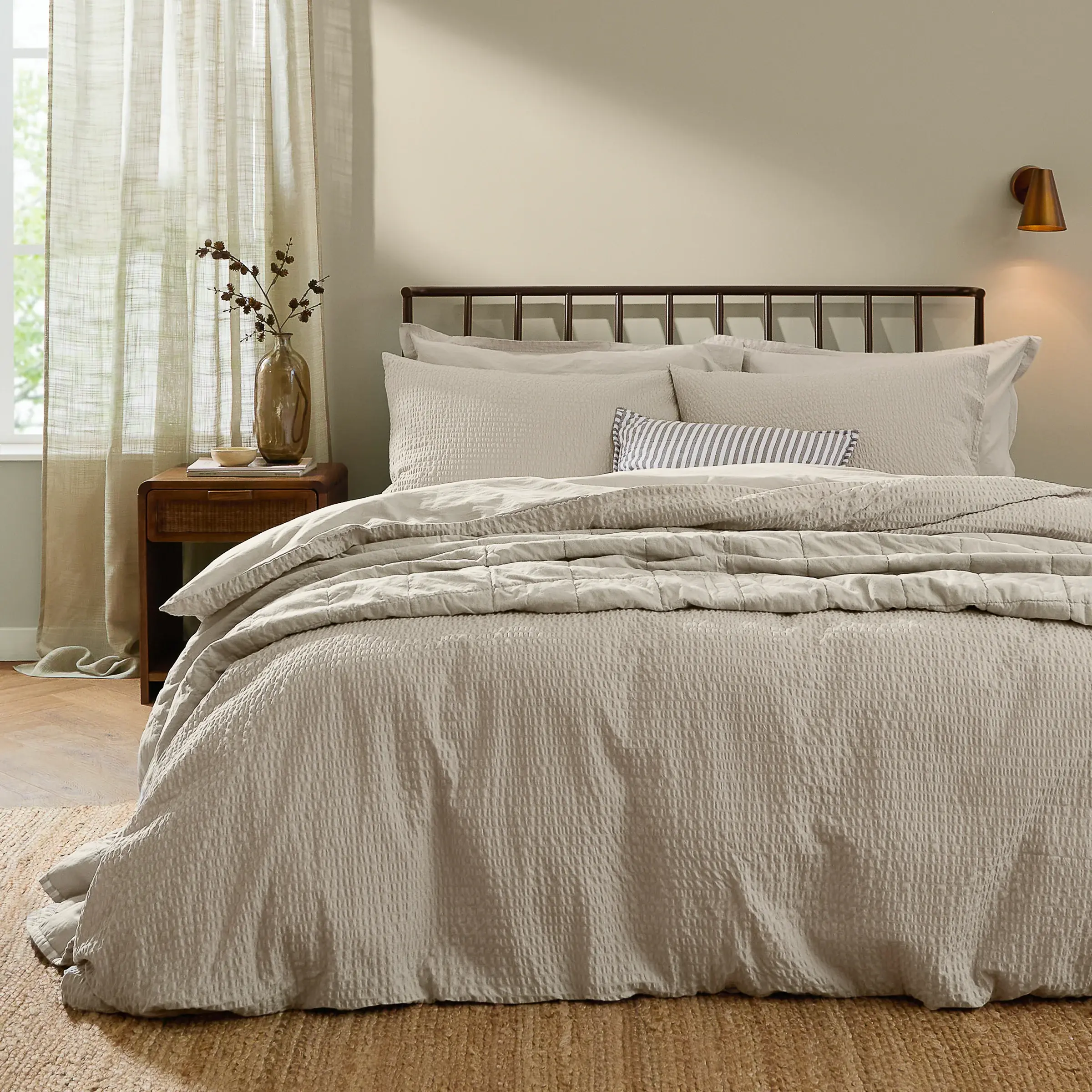 Hebden Relaxed Seersucker Duvet Cover Set (Stone)