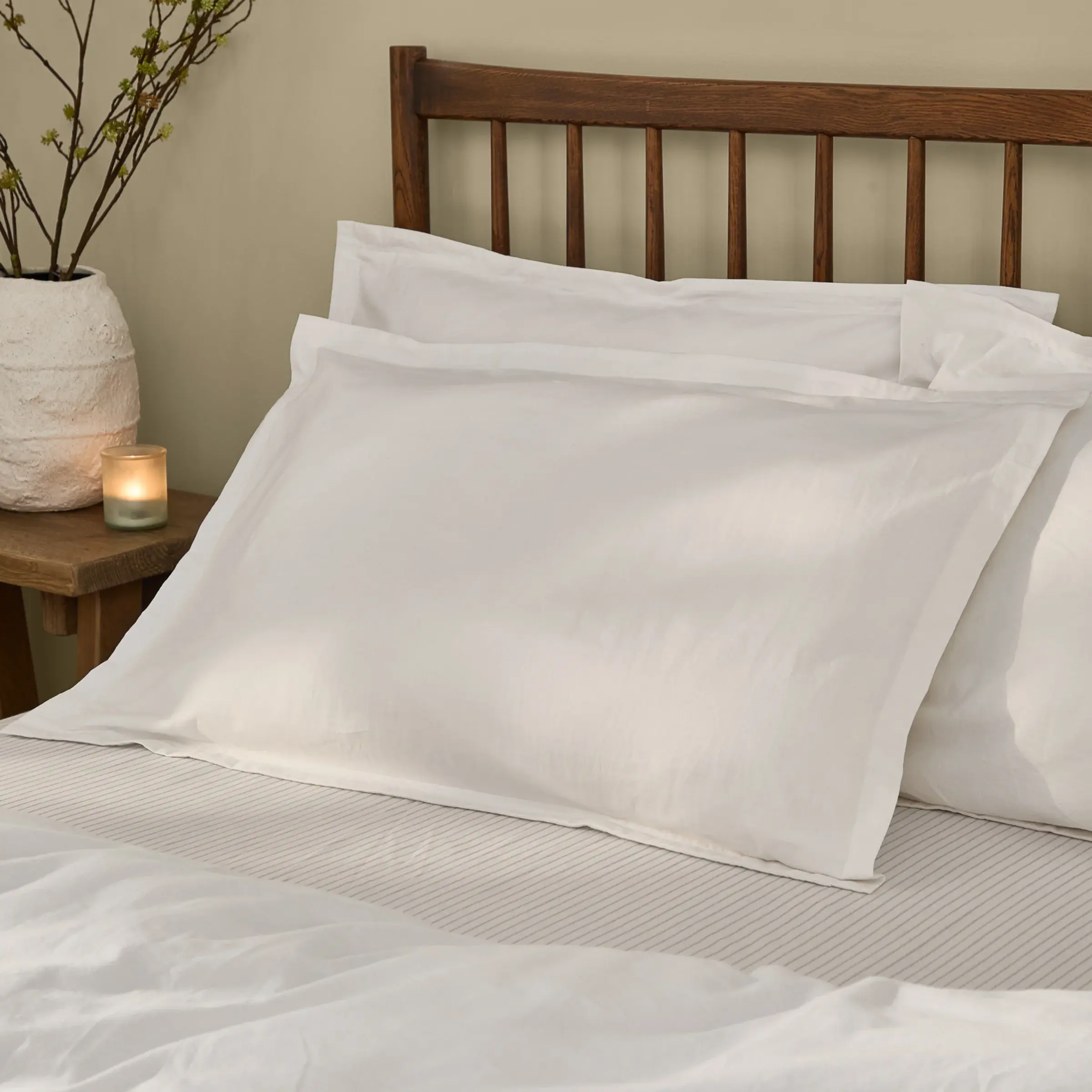 Hebden Washed Cotton Pillowcase Pair (Chalk)