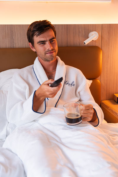 Kendall & Brandon poolside