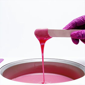 lifestyle_Pink_dripping_front2_edited.jp