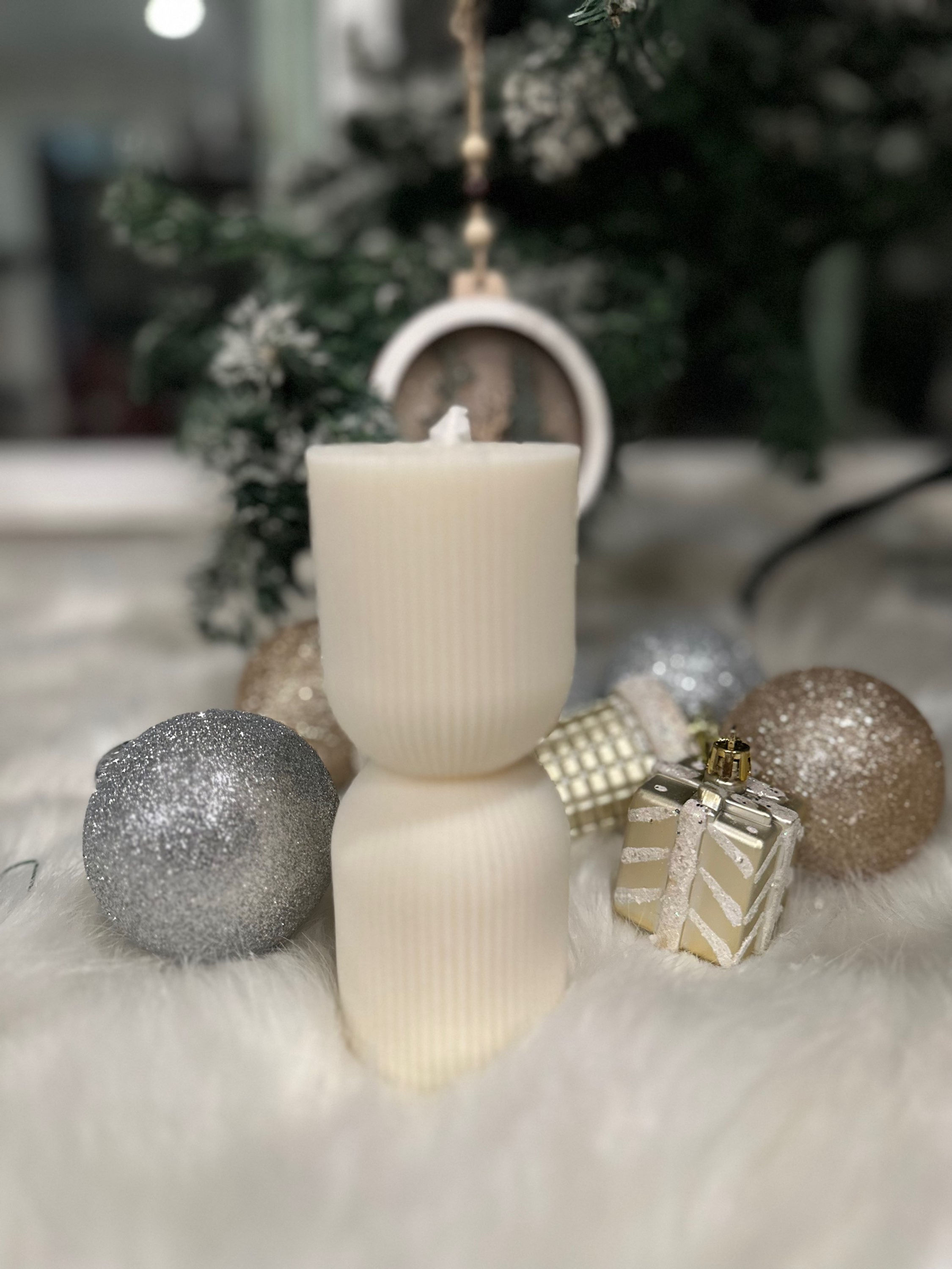 Ribbed Hourglass Candle