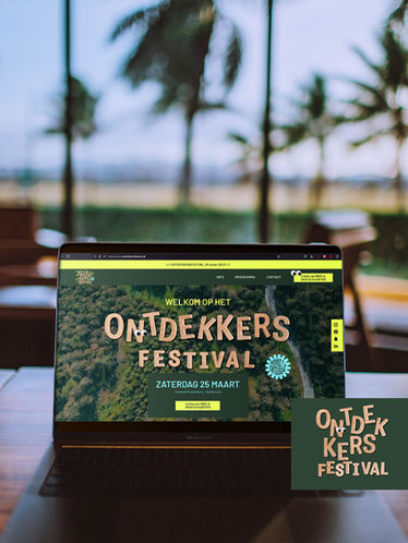 Concept Ontwikkeling voor Ontdekkers Festival.

› Ontwerp Identiteit
› Bepalen Tone of Voice
› Ontwerp Marketingcampagne incl. Social Media
› Ontwerp en uitvoering website incl. ticketsysteem
› Ontwerp en uitvoering ondersteunende items; plattegrond, bewegwijzering terrein, aanduiding activiteiten
› Aankleding festivalterrein met oa vlaggen, vlaggenlijnen, festival signing