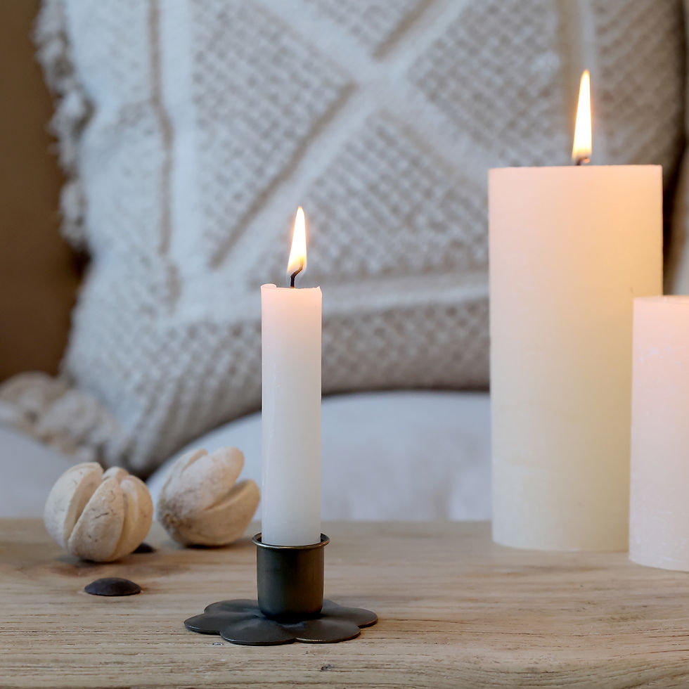 Bundle of Cream Short Dinner Candles