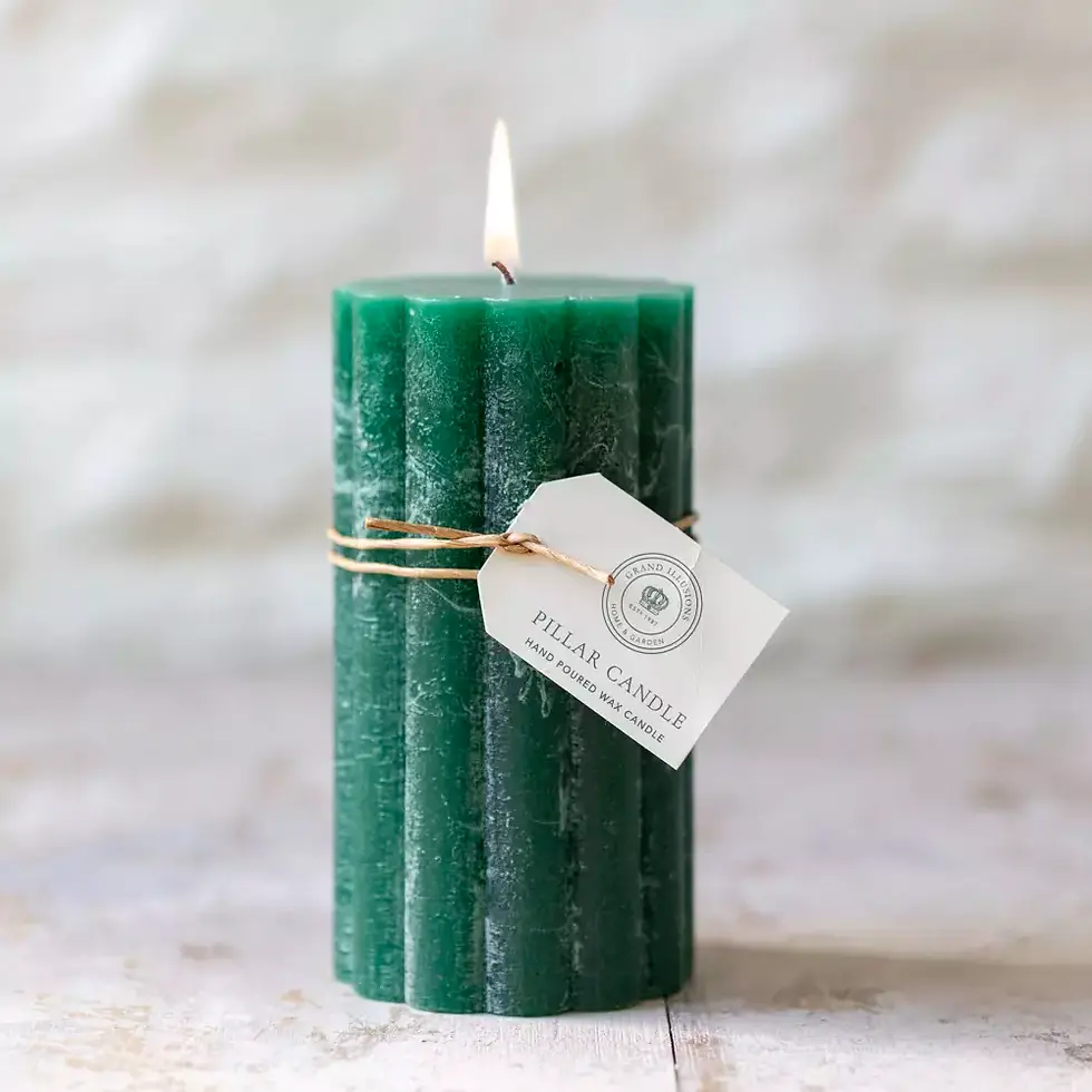 Thumbnail: Emerald Green Rustic Scalloped Pillar Candle