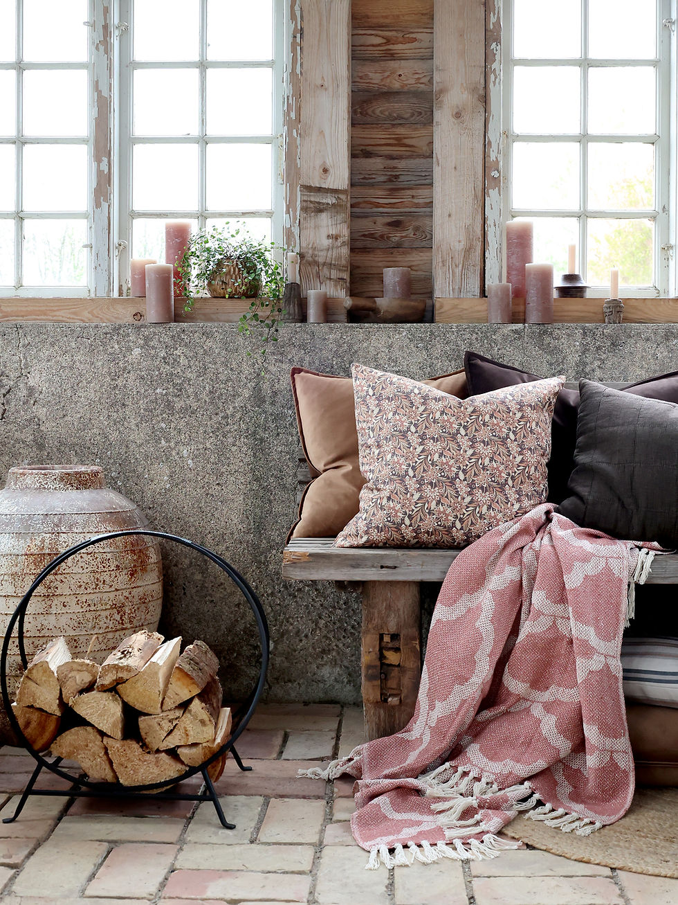 Thumbnail: Round Iron Log Holder