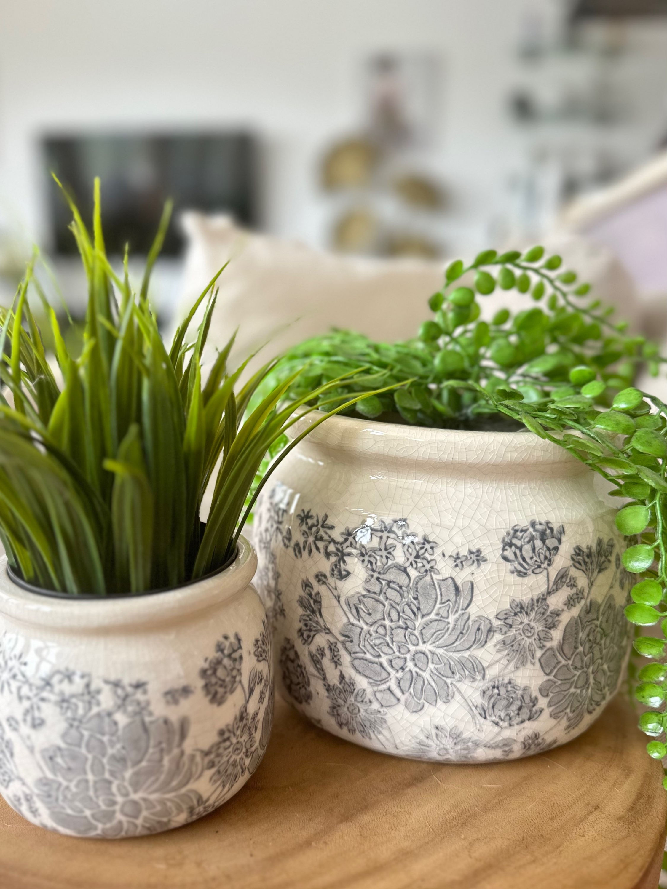 Blossom Planters in 2 Sizes