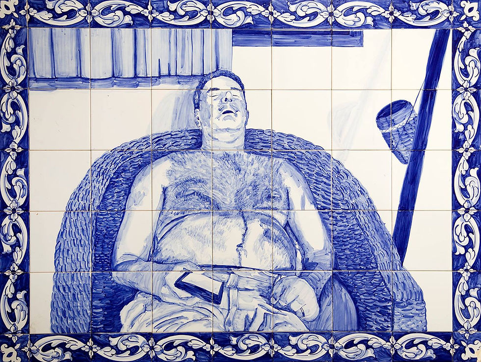 Man sleeping with phone 160120 cm 2019.jpg
