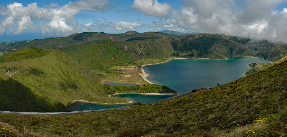 Lagoa do Fogo - view from a viewing point reachable by car