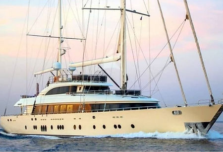 High Deluxe Yacht ‘Aresteas’ available for private bespoke charters in Turkey-Türkiye and the Greek Islands.