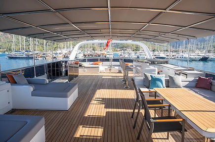 High Deluxe Yacht North Wind -Flybridge.