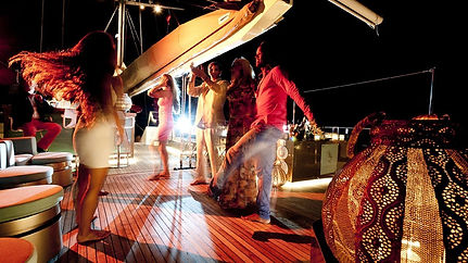 Luxury Yacht Charter - Party