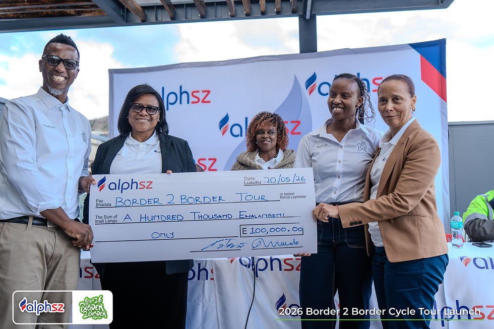 Sponsorship presented by Alphsz Chairperson Dumisile Ngwenya (second from left) & Director Sharon De Sousa (Right end) 