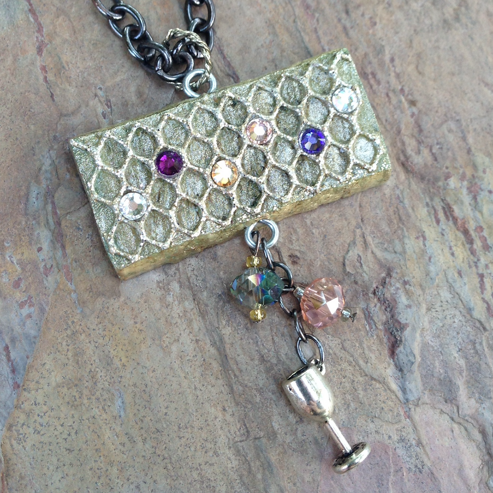 Thumbnail: Mesh Wine Glass Necklace