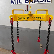 Balancim pega bag com suporte para empilhadeira utilizado na movimentação de big bags.