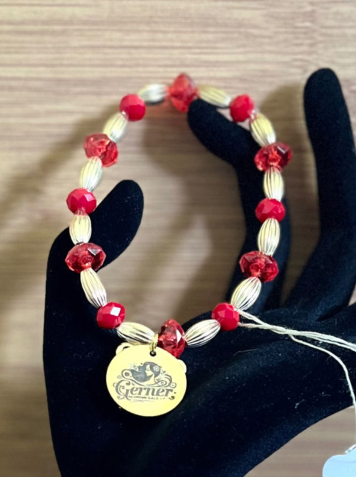 Thumbnail: Red & Gold Beaded Bracelet