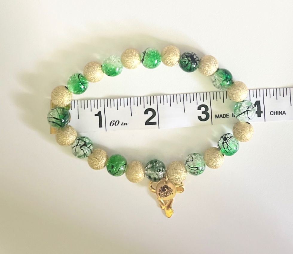 Thumbnail: Green & Gold Beaded Bracelet