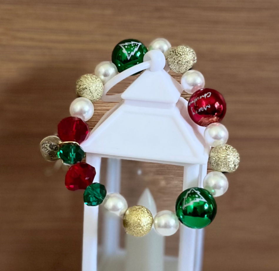 Thumbnail: Red, Green, White, & Gold Beaded Bracelet (Christmas)