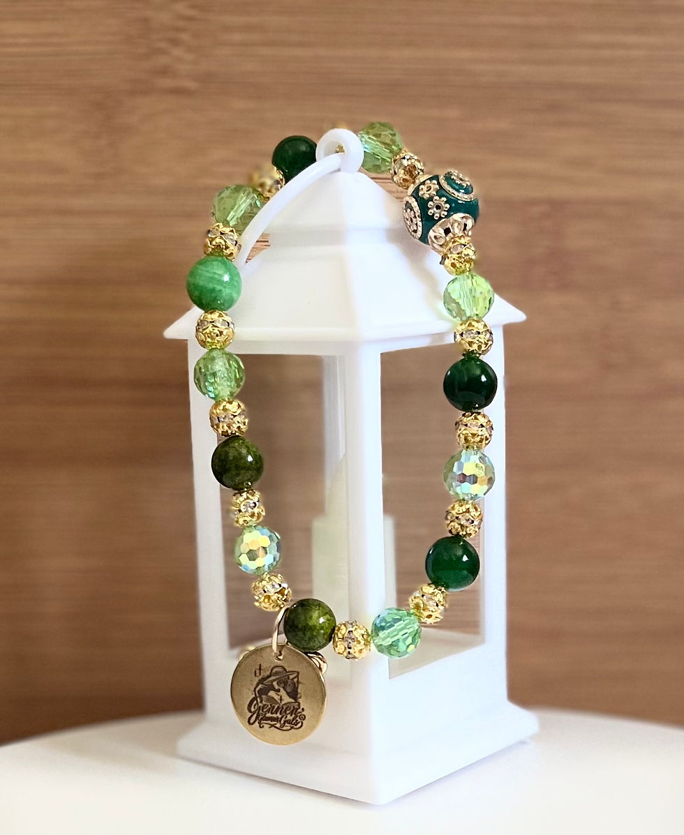 Thumbnail: Green & Gold Beaded Bracelet