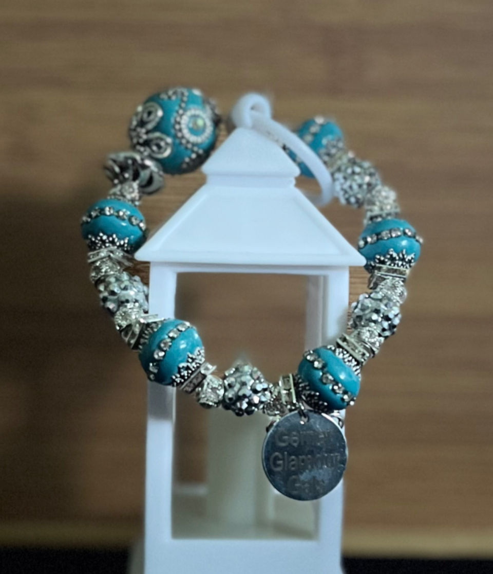 Thumbnail: Turquoise & Silver Beaded Bracelet
