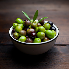 Olives in bowl