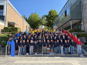 „Gemeinsam Segel setzen“ - 83 neue Fünftklässlerinnen und Fünftklässler feierlich an Bord des Erich-Klausener-Gymnasiums begrüßt
