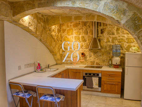 For Sale Charming Cosy 3 Bedroom Farmhouse courtyard and roof Terrace Victoria Gozo