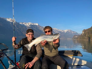 März: Seeforellenfischen (Schleppen) Berner Oberland