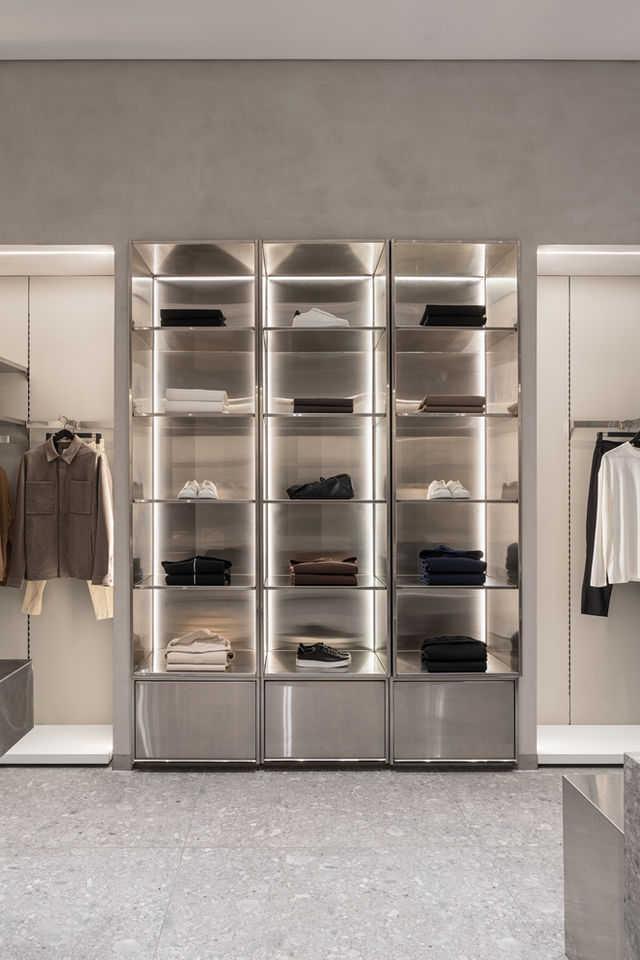 Modern clothing store display