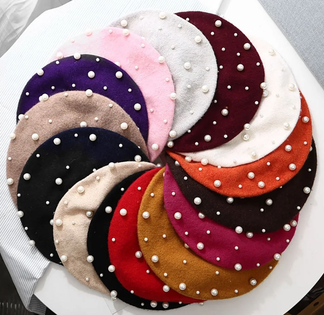 Elegant Wool Pearls Beret 