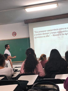 PET.EAA realiza debate sobre agrotóxicos