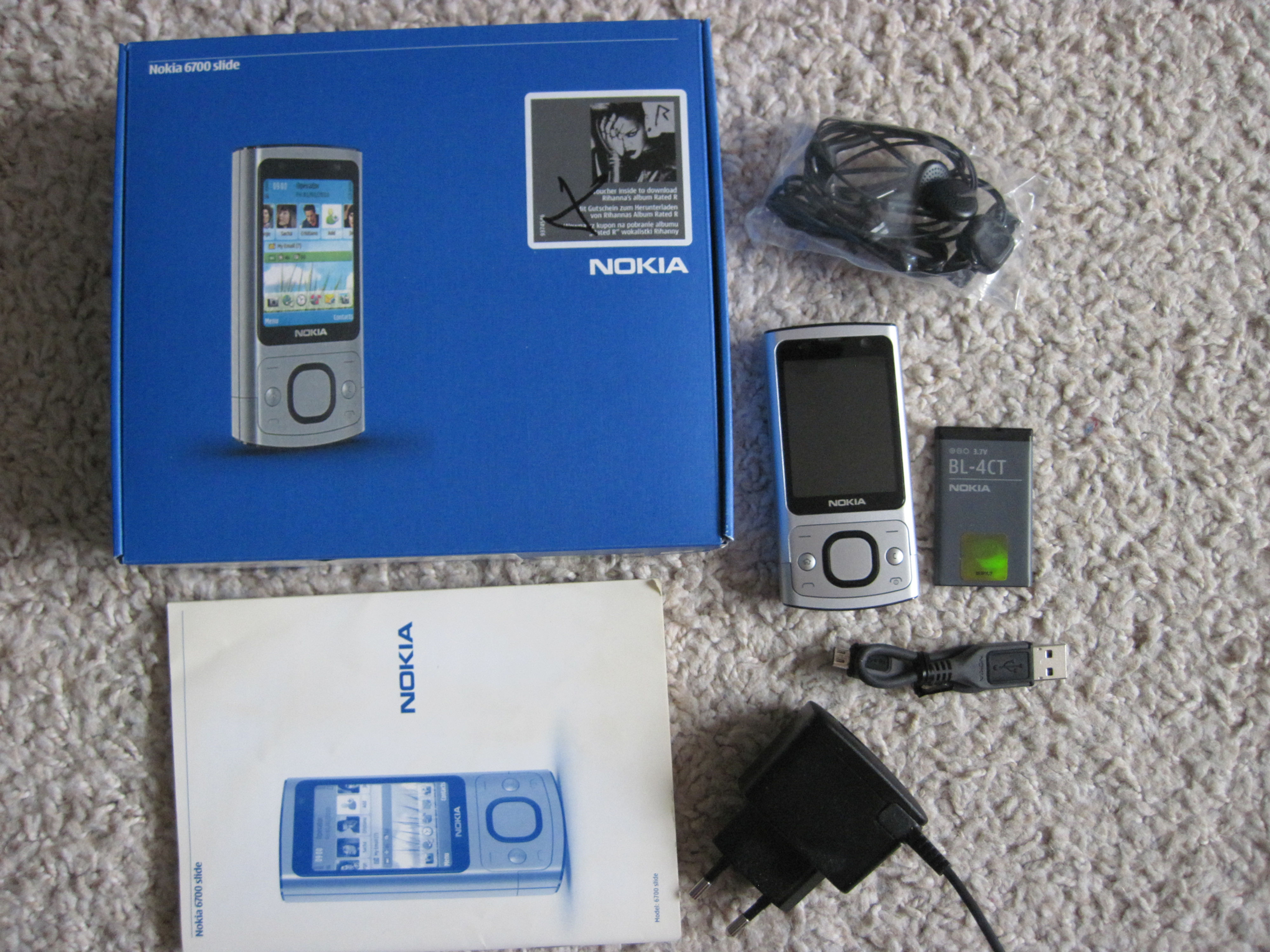 Nokia 6700 slide