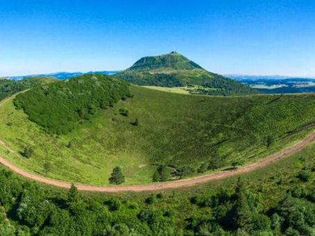 PUY DE PARIOU: VULCANUL MAGNIFIC