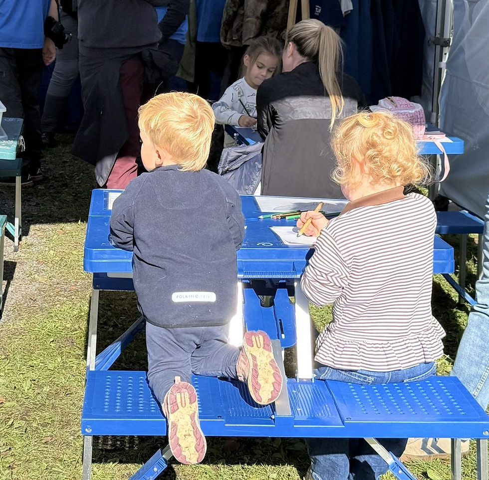 I fugleteltet hadde BirdLife konkurranser for de minste.
