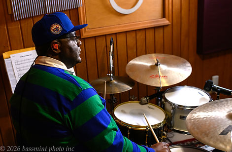 BG1_9438_edited.jpg